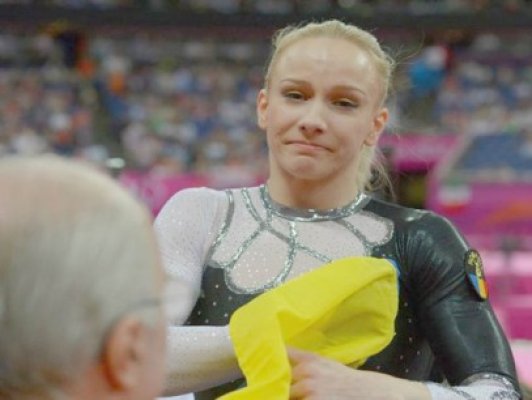 Lacrimi de aur: Sandra Izbaşa a plâns în hohote după ce a devenit noua campioană olimpică la sărituri